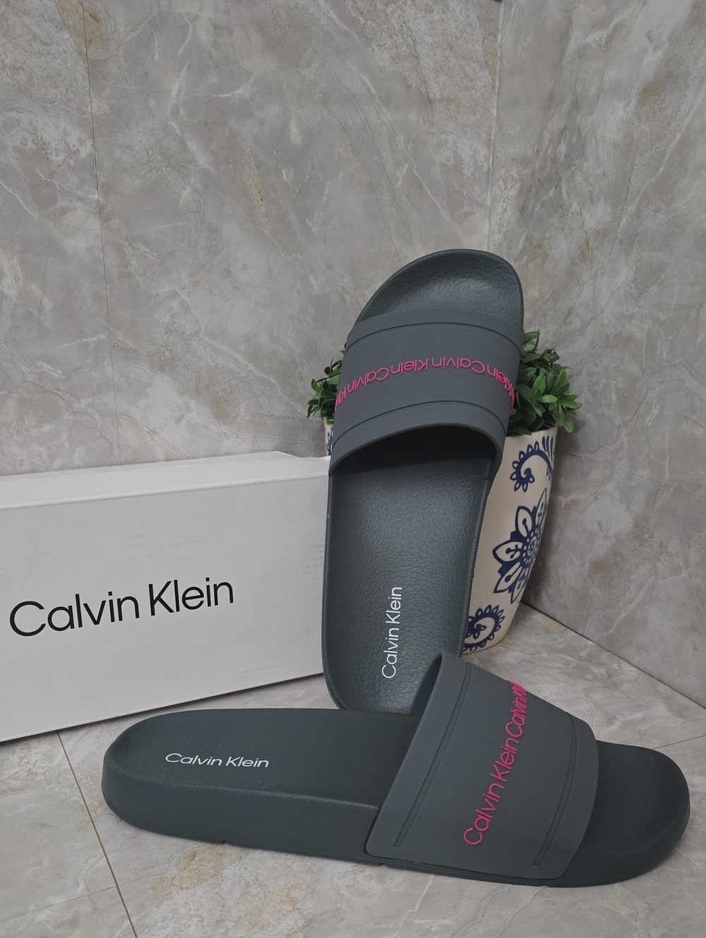 Calvin Klein Anyka Women's Slide Sandals Dark Grey Pink Logo NIB Sz 10